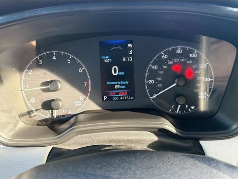 Used 2024 Toyota Corolla SE w/ SE Premium Package FWD image 38