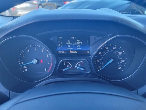 Used 2015 Ford Focus SE w/ Equipment Group 201A image 29