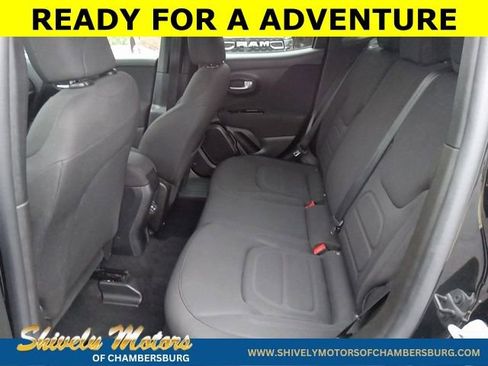 Used 2019 Jeep Renegade Latitude image 10