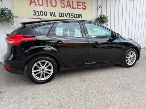 Used 2016 Ford Focus SE FWD image 3