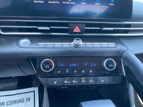 Certified 2023 Hyundai Elantra SEL w/ Convenience Package FWD image 19