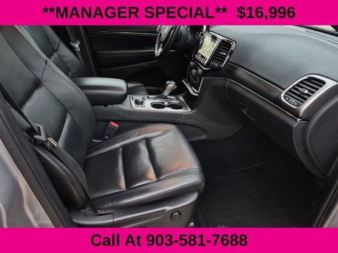 Used 2019 Jeep Grand Cherokee Limited image 15