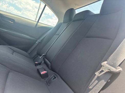 Used 2025 Toyota Corolla LE FWD image 7