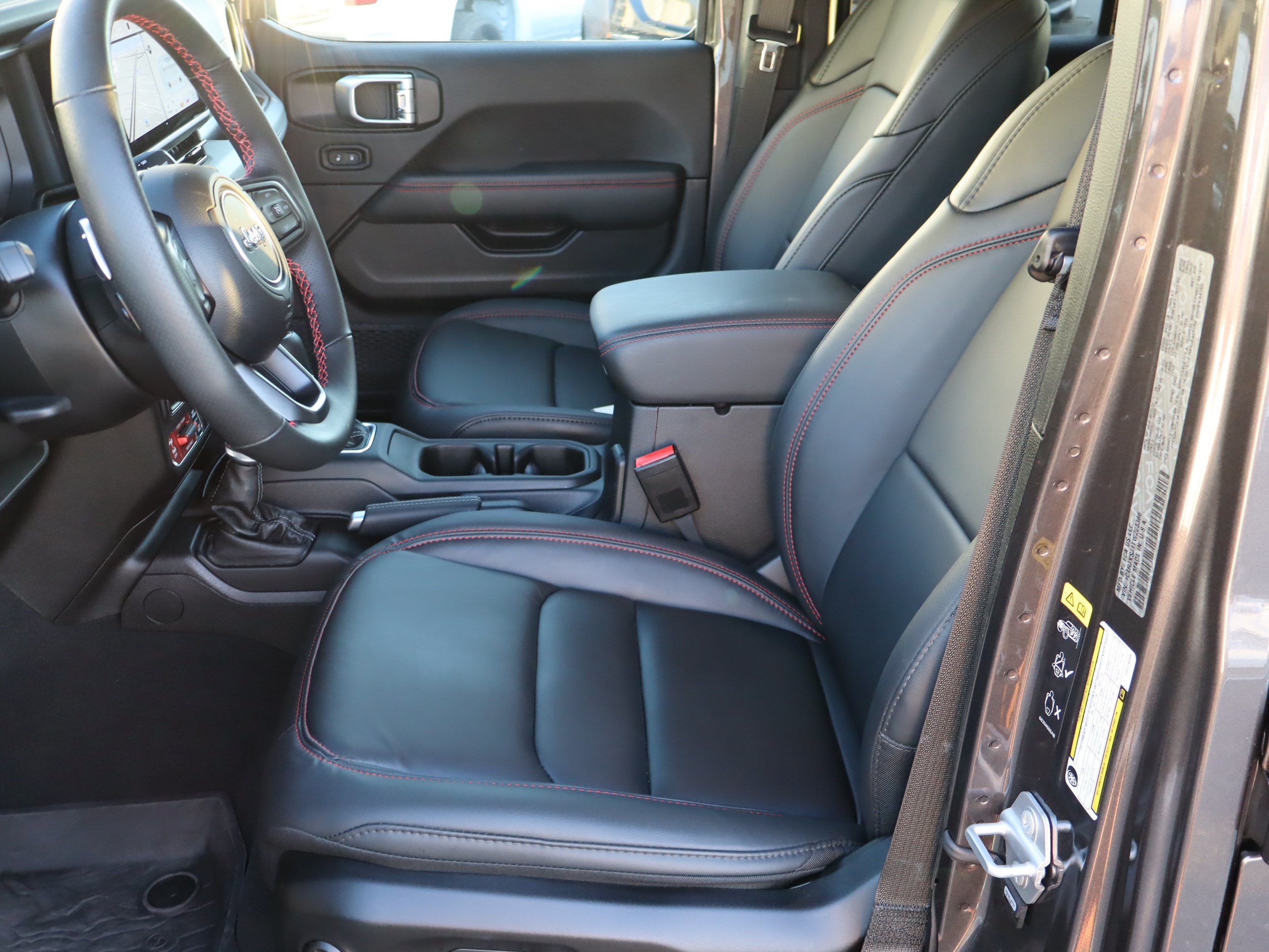 Used 2026 Jeep Wrangler Unlimited Rubicon 392 AWD/4WD image 19