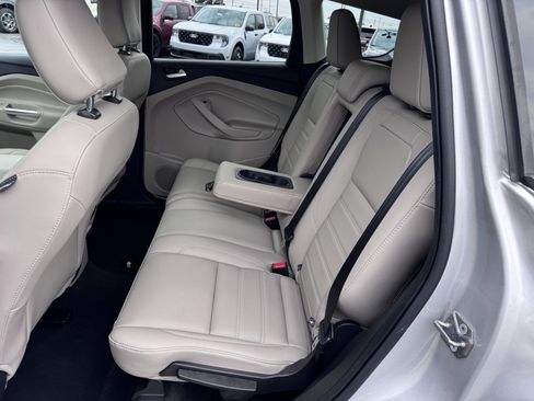 Used 2019 Ford Escape SEL image 30