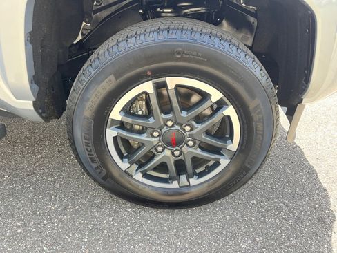 Certified 2024 Toyota Tacoma TRD Sport image 27