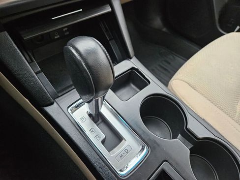 Used 2017 Subaru Outback 2.5i Premium image 22