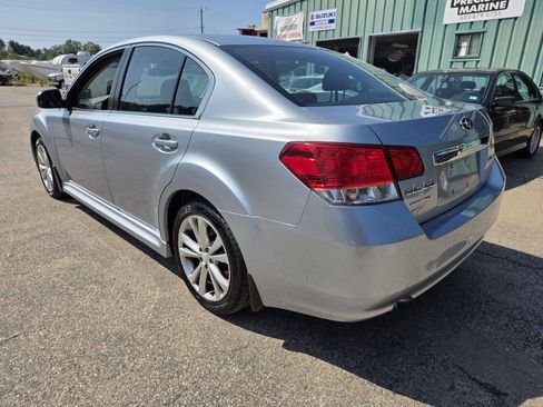 Used 2013 Subaru Legacy 2.5i Premium w/ All-Weather Pkg AWD/4WD image 12