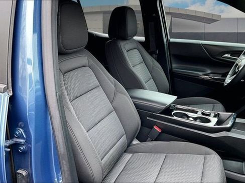 Certified 2026 Chevrolet Equinox LT AWD/4WD image 7