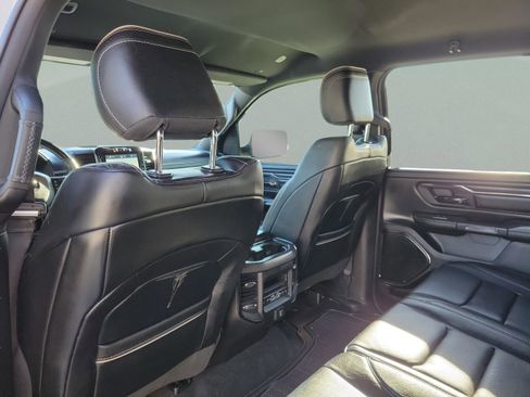 Used 2022 RAM 1500 Limited image 9