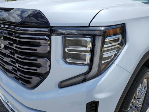 New 2026 GMC Sierra 1500 Denali Ultimate AWD/4WD image 8