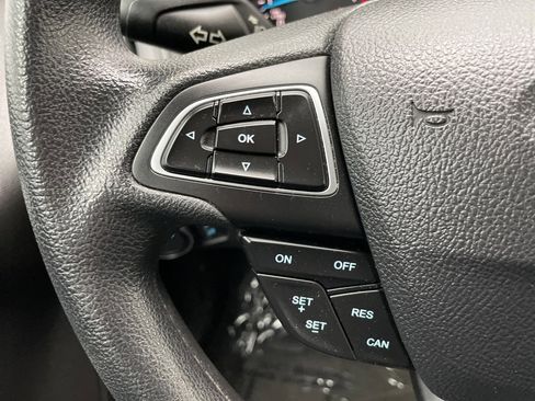 Used 2017 Ford Focus SE image 23