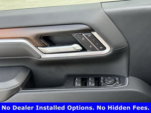 Used 2025 GMC Sierra 2500 Denali AWD/4WD image 26