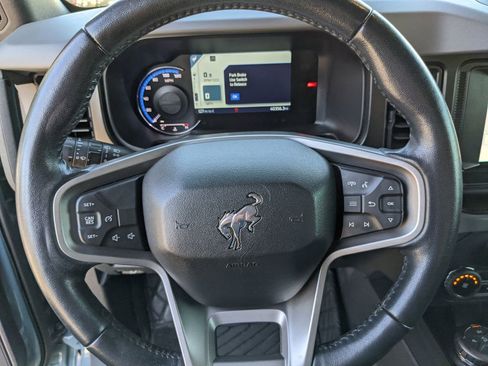 Certified 2022 Ford Bronco Black Diamond image 29