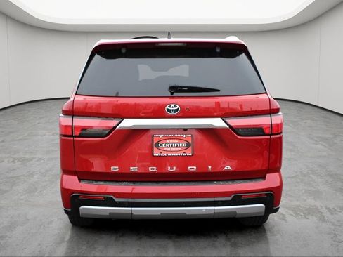Used 2023 Toyota Sequoia Capstone image 6