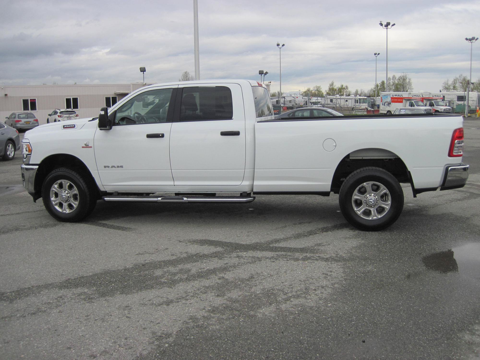 Used 2024 RAM 3500 Big Horn AWD/4WD image 5