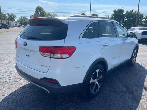 Used 2023 Kia Sportage LX FWD image 9