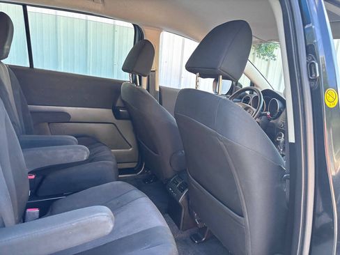 Used 2013 MAZDA MAZDA5 Touring FWD image 37