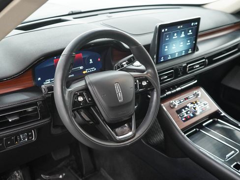 Used 2021 Lincoln Aviator Reserve w/ Equipment Group 208A AWD/4WD image 23