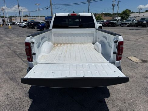 Used 2022 RAM 1500 Laramie AWD/4WD image 7