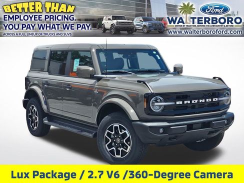New 2026 Ford Bronco Outer Banks AWD/4WD image 1