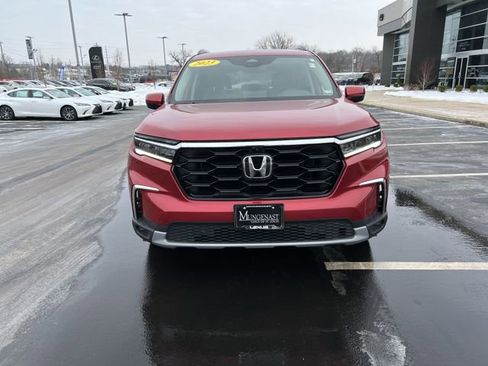 Used 2023 Honda Pilot Elite image 7