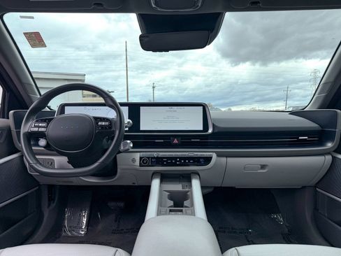 Used 2023 Hyundai Ioniq 6 SEL image 24