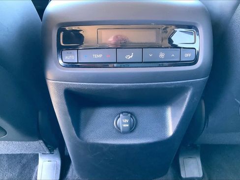Used 2025 Hyundai Palisade SEL AWD/4WD image 30