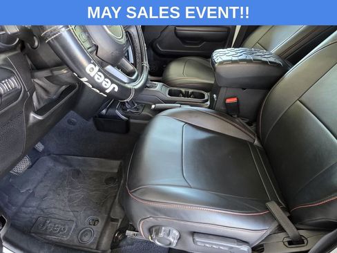 Used 2021 Jeep Gladiator Sport AWD/4WD image 8