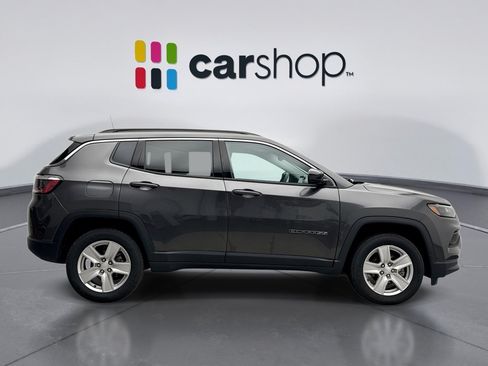 Used 2022 Jeep Compass Latitude AWD/4WD image 6
