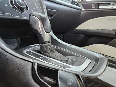 Used 2014 Ford Fusion Titanium FWD image 9