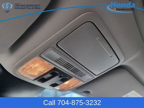 Certified 2025 Honda Odyssey EX-L image 29