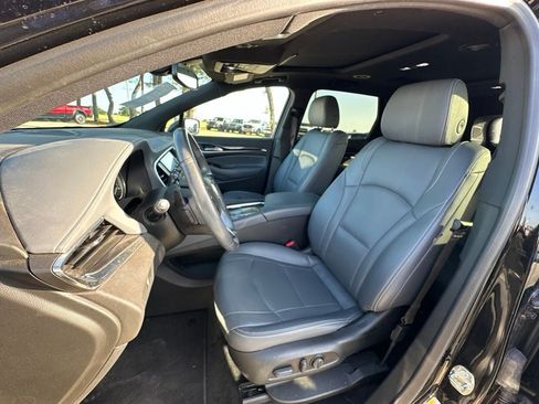 Used 2023 Buick Enclave Essence w/ Experience Buick Package FWD image 10