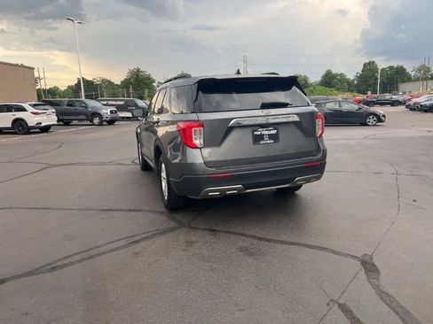 Used 2023 Ford Explorer XLT w/ Equipment Group 202A image 12