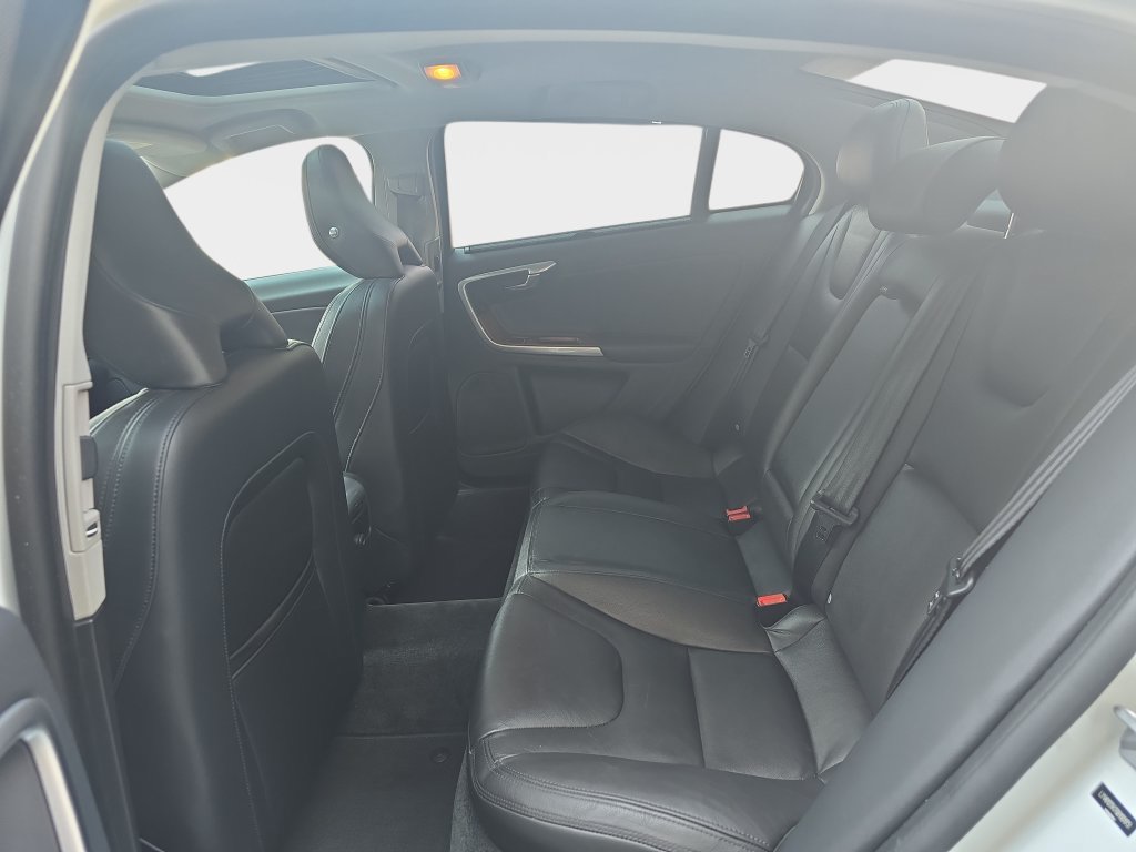 Used 2016 Volvo S60 T5 Premier AWD/4WD image 16