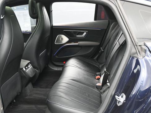 Used 2022 Mercedes-Benz EQS 450+ 450 image 36