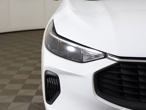 Used 2023 Ford Escape Active image 12