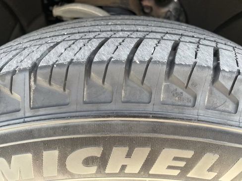 Used 2024 GMC Sierra 1500 SLT image 19