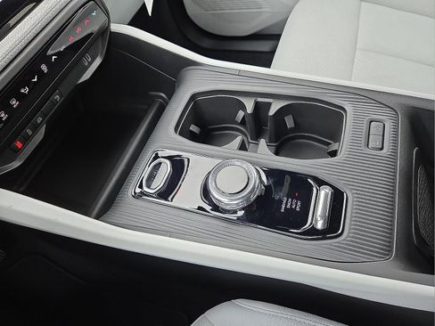 New 2026 Jeep Cherokee Laredo AWD/4WD image 25