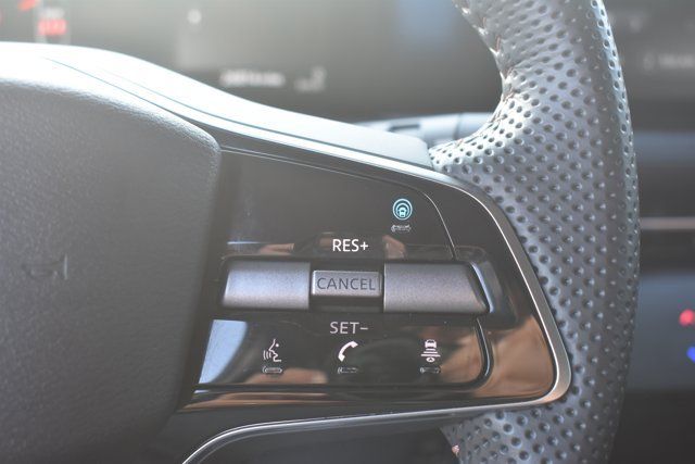 Used 2023 Nissan Ariya FWD image 22