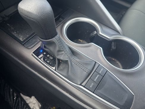 Used 2024 Toyota Camry LE image 22