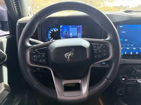Used 2023 Ford Bronco Badlands w/ Sasquatch Package AWD/4WD image 17