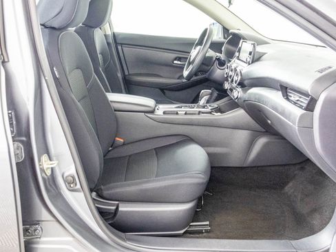 Used 2020 Nissan Sentra S image 42