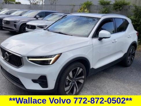 Used 2023 Volvo XC40 B5 Ultimate w/ Protection Package AWD/4WD image 1