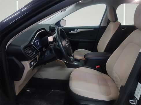 Certified 2021 Ford Escape SE w/ Convenience Package image 18