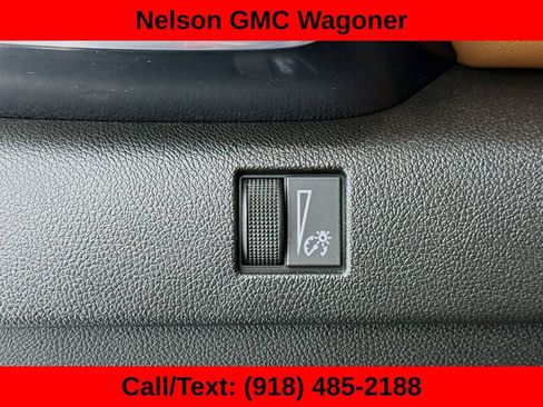 Used 2024 GMC Canyon AT4 AWD/4WD image 10