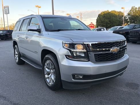 Used 2019 Chevrolet Tahoe LT image 4