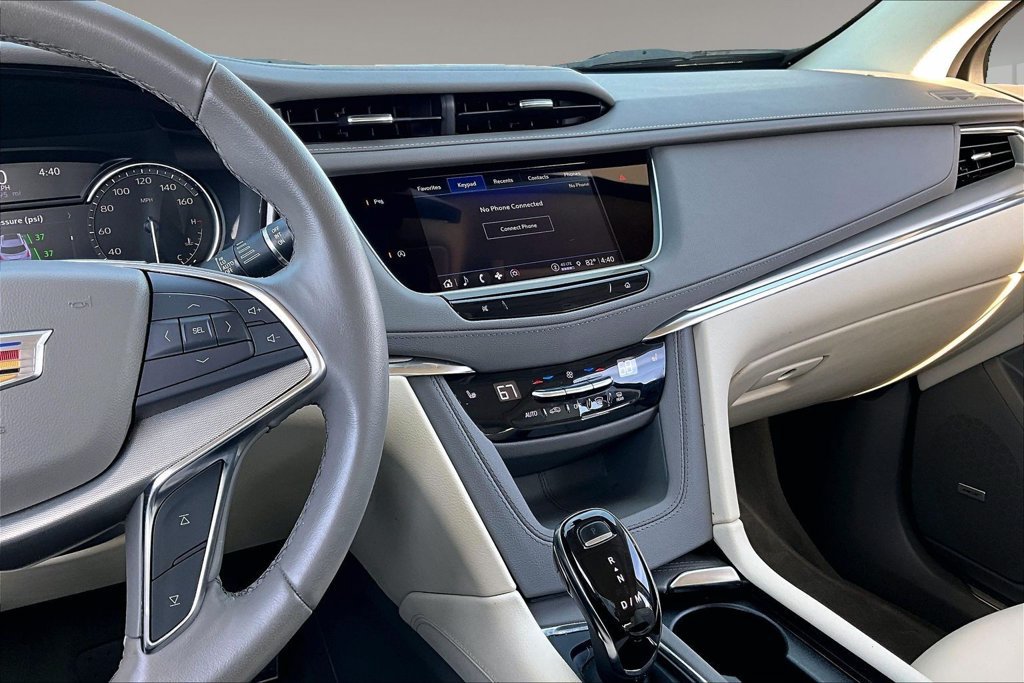 Used 2022 Cadillac XT5 Premium Luxury FWD image 6