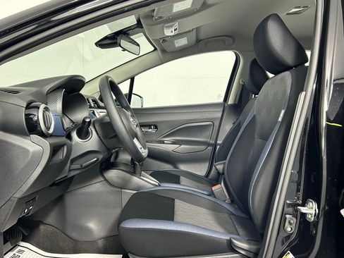 Used 2025 Nissan Versa SV w/ Trunk Package image 25