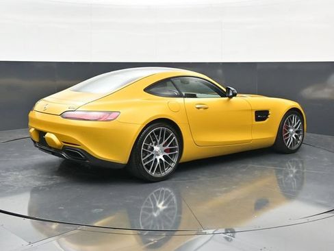 Used 2017 Mercedes-Benz AMG GT S image 2
